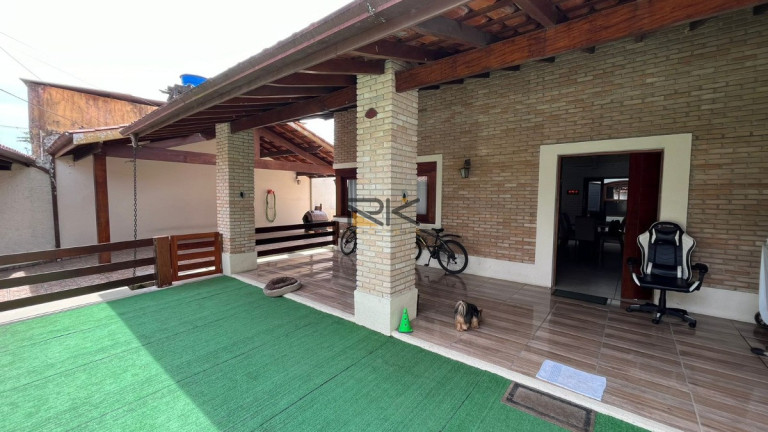 Imagem Casa com 5 Quartos à Venda, 228 m² em Itaguá - Ubatuba