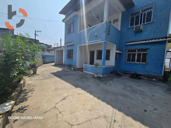Imagem Casa com 5 Quartos à Venda, 197 m² em Califórnia - Nova Iguaçu