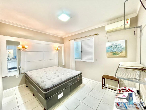 Imagem Apartamento com 3 Quartos à Venda, 120 m² em Centro - Balneário Camboriú Imagem Apartamento com 3 Quartos à Venda, 120 m² em Centro - Balneário Camboriú