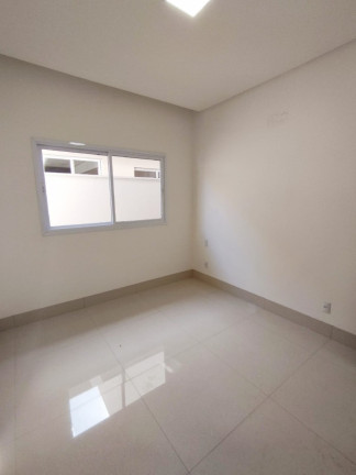 Imagem Casa de Condomínio com 4 Quartos à Venda, 377 m² em Jardins Lisboa - Goiânia Imagem Casa de Condomínio com 4 Quartos à Venda, 377 m² em Jardins Lisboa - Goiânia