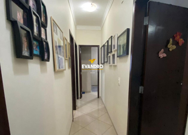 Imagem Casa com 4 Quartos à Venda, 300 m² em Recanto Dos Pássaros - Cuiabá Imagem Casa com 4 Quartos à Venda, 300 m² em Recanto Dos Pássaros - Cuiabá