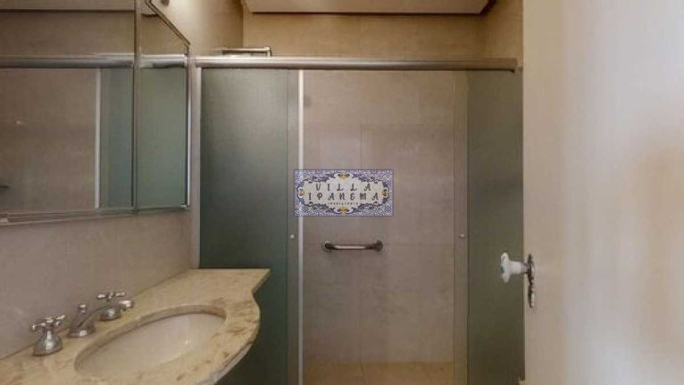 Imagem Apartamento com 4 Quartos à Venda, 155 m² em Lagoa - Rio De Janeiro Imagem Apartamento com 4 Quartos à Venda, 155 m² em Lagoa - Rio De Janeiro
