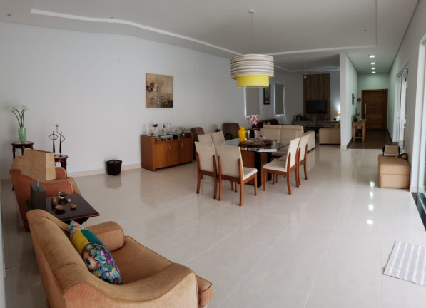 Casa de Condomínio com 3 Quartos à Venda, 357 m² em Socorro - Pindamonhangaba