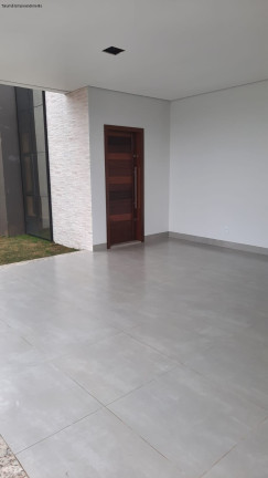 Imagem Imóvel com 4 Quartos à Venda, em Sinop - Sinop Imagem Imóvel com 4 Quartos à Venda, em Sinop - Sinop