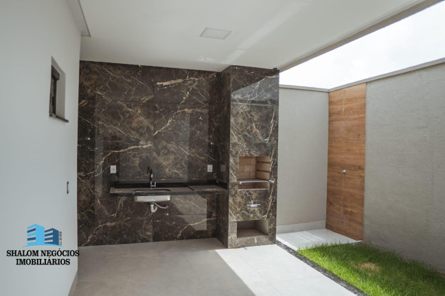 Imagem Casa com 3 Quartos à Venda, 127 m² em Goiânia