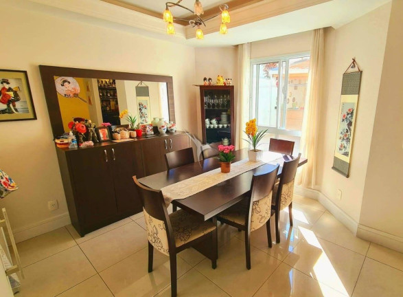 Imagem Casa com 4 Quartos à Venda, 180 m² em Tamboré - Santana De Parnaíba Imagem Casa com 4 Quartos à Venda, 180 m² em Tamboré - Santana De Parnaíba
