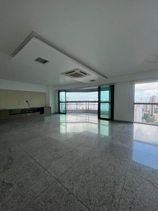 Imagem Imóvel com 4 Quartos à Venda, 220 m² em Jaqueira - Recife Imagem Imóvel com 4 Quartos à Venda, 220 m² em Jaqueira - Recife