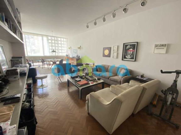Imagem Apartamento com 3 Quartos à Venda, 165 m² em Copacabana - Rio De Janeiro Imagem Apartamento com 3 Quartos à Venda, 165 m² em Copacabana - Rio De Janeiro