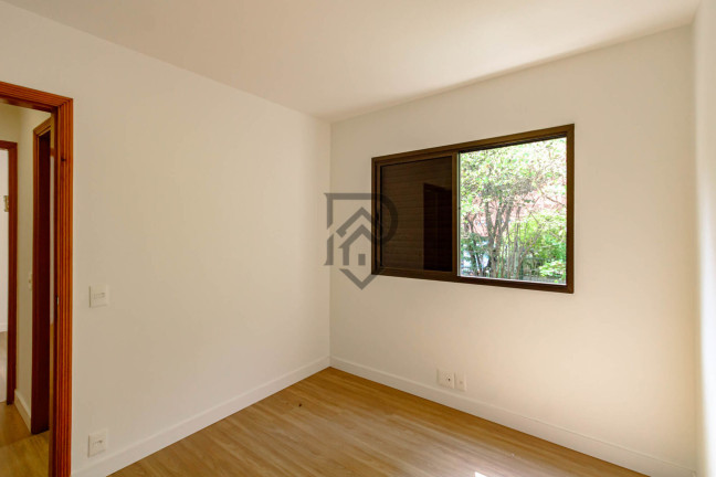 Imagem Apartamento com 3 Quartos à Venda, 190 m² em Itaim Bibi - São Paulo
