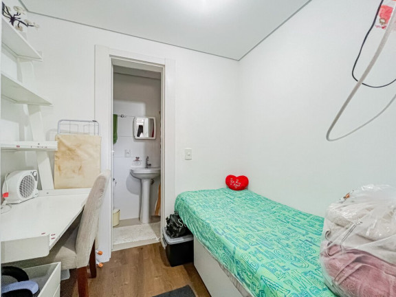 Imagem Imóvel com 4 Quartos à Venda, em Rio Branco - Porto Alegre Imagem Imóvel com 4 Quartos à Venda, em Rio Branco - Porto Alegre