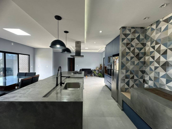 Imagem Casa com 5 Quartos à Venda, 180 m² em Salinas - Balneário Barra Do Sul Imagem Casa com 5 Quartos à Venda, 180 m² em Salinas - Balneário Barra Do Sul