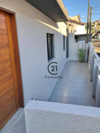 Imagem Casa com 2 Quartos à Venda, 123 m² em Agronômica - Florianópolis Imagem Casa com 2 Quartos à Venda, 123 m² em Agronômica - Florianópolis