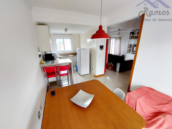 Imagem Sobrado com 3 Quartos à Venda, em Tristeza - Porto Alegre Imagem Sobrado com 3 Quartos à Venda, em Tristeza - Porto Alegre