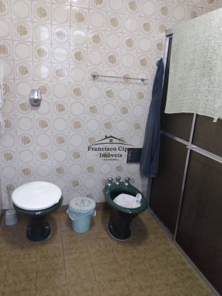 Imagem Casa com 4 Quartos à Venda, 156 m² em Centro - Guaratinguetá Imagem Casa com 4 Quartos à Venda, 156 m² em Centro - Guaratinguetá