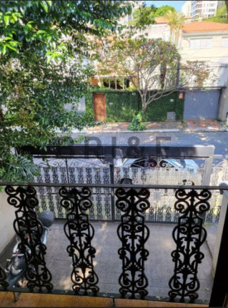 Imagem Casa com 3 Quartos à Venda, 274 m² em Brooklin - São Paulo Imagem Casa com 3 Quartos à Venda, 274 m² em Brooklin - São Paulo