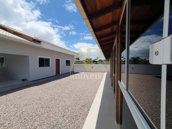 Imagem Casa com 3 Quartos à Venda, 450 m² em Praia De Fora - Palhoça Imagem Casa com 3 Quartos à Venda, 450 m² em Praia De Fora - Palhoça