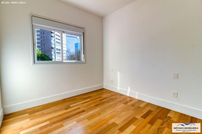 Imagem Apartamento com 3 Quartos à Venda, 161 m² em Vila Olimpia - São Paulo Imagem Apartamento com 3 Quartos à Venda, 161 m² em Vila Olimpia - São Paulo