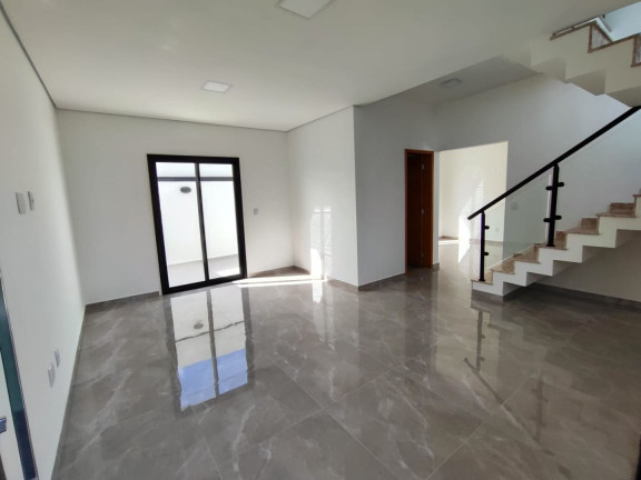 Imagem Sobrado com 3 Quartos à Venda, 108 m² em Jardim Universo - Mogi Das Cruzes Imagem Sobrado com 3 Quartos à Venda, 108 m² em Jardim Universo - Mogi Das Cruzes