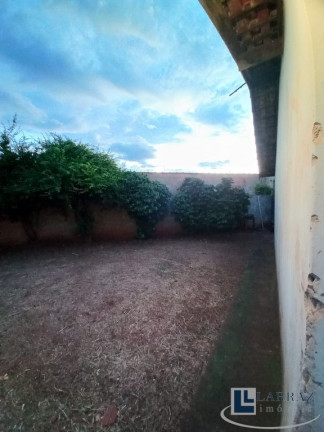 Imagem Imóvel com 2 Quartos à Venda, 132 m² em Jardim Alexandre Balbo - Ribeirão Preto Imagem Imóvel com 2 Quartos à Venda, 132 m² em Jardim Alexandre Balbo - Ribeirão Preto