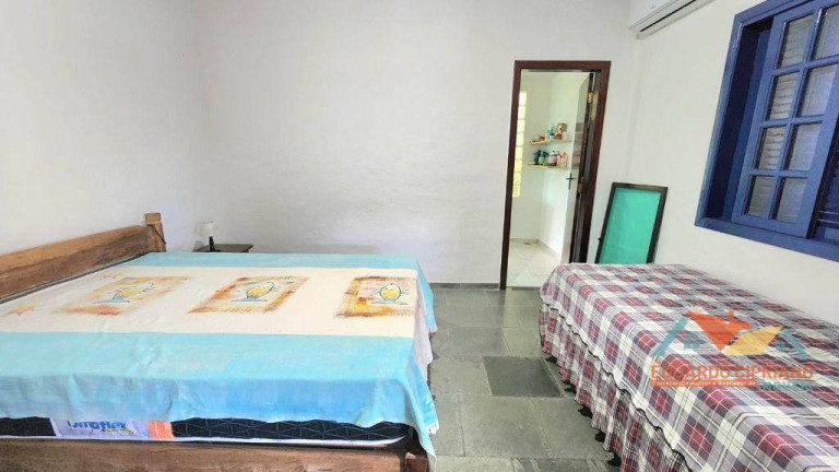 Imagem Casa com 3 Quartos à Venda, 216 m² em Massaguaçu - Caraguatatuba