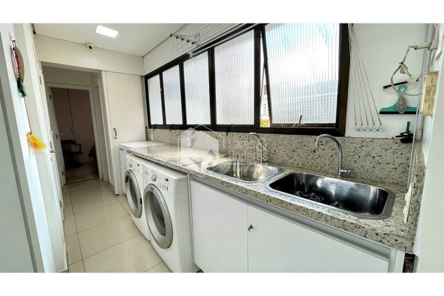 Imagem Apartamento com 3 Quartos à Venda, 240 m² em Campo Belo - São Paulo