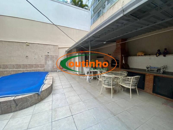 Imagem Casa com 4 Quartos à Venda, 360 m² em Tijuca - Rio De Janeiro
