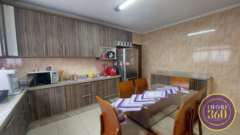 Imagem Sobrado com 3 Quartos à Venda, 180 m² em Itaquera - São Paulo Imagem Sobrado com 3 Quartos à Venda, 180 m² em Itaquera - São Paulo