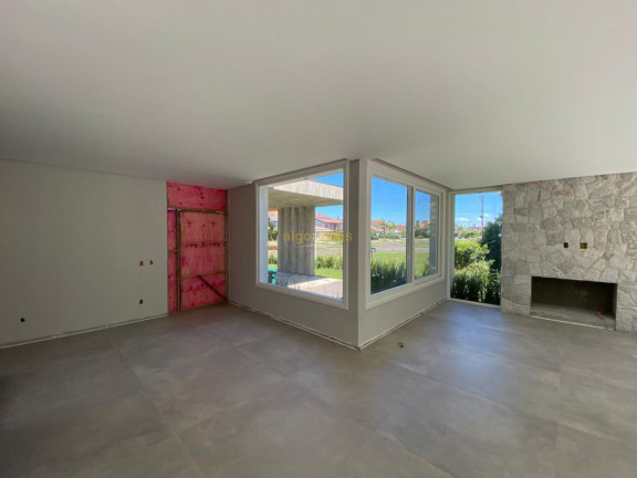Imagem Casa com 4 Quartos à Venda, 330 m² em Condominio Green Village - Xangri-lá Imagem Casa com 4 Quartos à Venda, 330 m² em Condominio Green Village - Xangri-lá