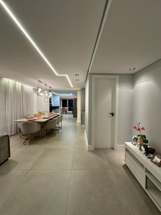 Imagem Casa com 3 Quartos à Venda, 245 m² em Conjunto Residencial Vista Verde - São Paulo Imagem Casa com 3 Quartos à Venda, 245 m² em Conjunto Residencial Vista Verde - São Paulo