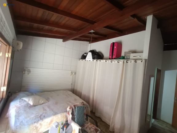 Imagem Casa com 3 Quartos à Venda, 392 m² em São João Do Rio Vermelho - Florianópolis Imagem Casa com 3 Quartos à Venda, 392 m² em São João Do Rio Vermelho - Florianópolis