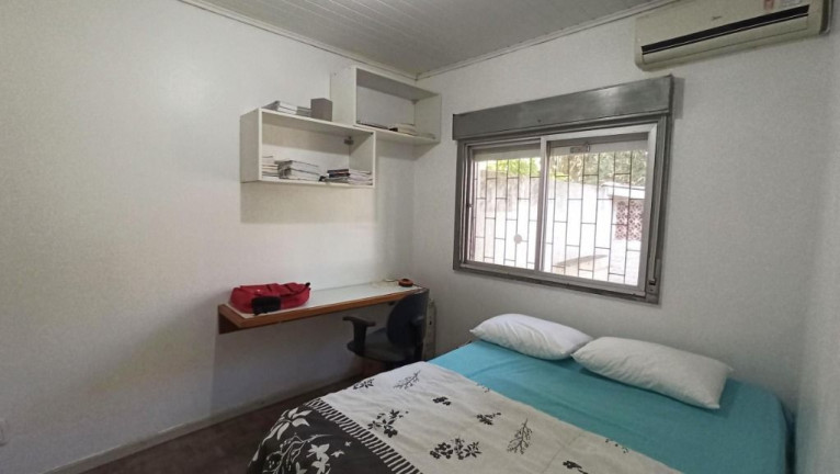 Imagem Casa com 2 Quartos à Venda, 130 m² em Cavalhada - Porto Alegre Imagem Casa com 2 Quartos à Venda, 130 m² em Cavalhada - Porto Alegre