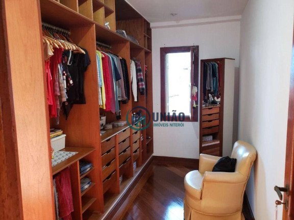 Imagem Casa com 6 Quartos à Venda, 537 m² em Sape - Niterói