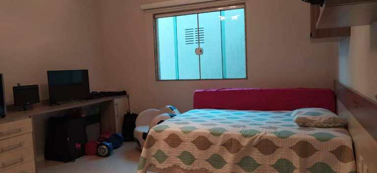Imagem Casa com 4 Quartos à Venda, 330 m² em Vale Dos Cristais - Macaé Imagem Casa com 4 Quartos à Venda, 330 m² em Vale Dos Cristais - Macaé