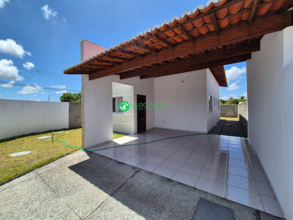 Imagem Casa com 2 Quartos à Venda, 200 m² Imagem Casa com 2 Quartos à Venda, 200 m²