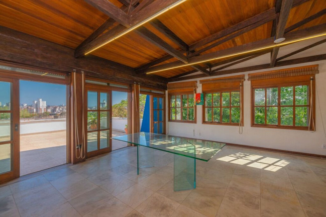 Imagem Cobertura com 6 Quartos à Venda, 554 m² em Santa Cecília - Porto Alegre Imagem Cobertura com 6 Quartos à Venda, 554 m² em Santa Cecília - Porto Alegre