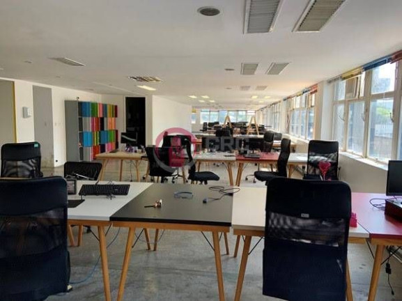 Ponto Comercial à Venda, 448 m² em Jardim Paulistano - São Paulo