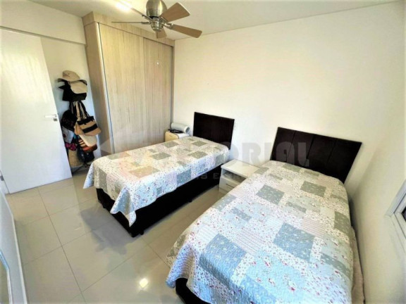 Imagem Apartamento com 2 Quartos à Venda, 90 m²