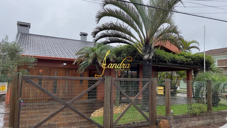 Imagem Casa com 4 Quartos à Venda, 290 m² em Centro - Xangri-la Imagem Casa com 4 Quartos à Venda, 290 m² em Centro - Xangri-la