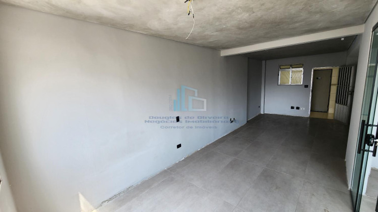 Imagem Kitnet à Venda, 40 m² em Guilhermina - Praia Grande Imagem Kitnet à Venda, 40 m² em Guilhermina - Praia Grande