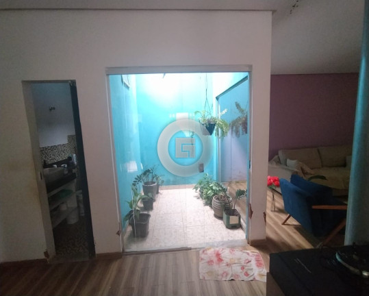 Imagem Casa com 3 Quartos à Venda, 200 m² em Novo Delfino - Montes Claros Imagem Casa com 3 Quartos à Venda, 200 m² em Novo Delfino - Montes Claros