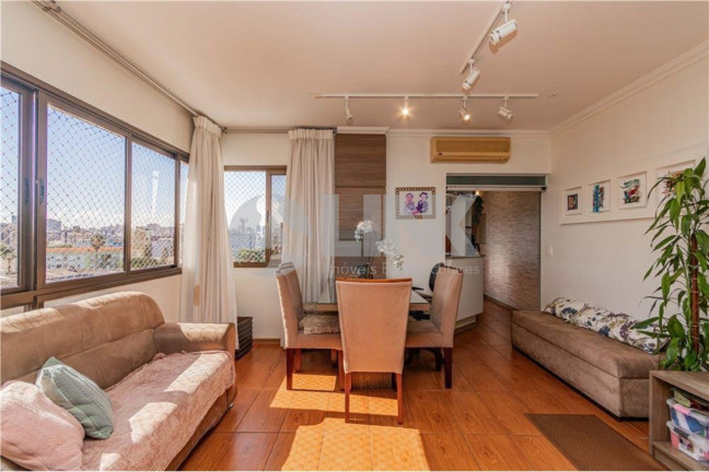 Imagem Apartamento com 2 Quartos à Venda, 73 m² em Menino Deus - Porto Alegre Imagem Apartamento com 2 Quartos à Venda, 73 m² em Menino Deus - Porto Alegre
