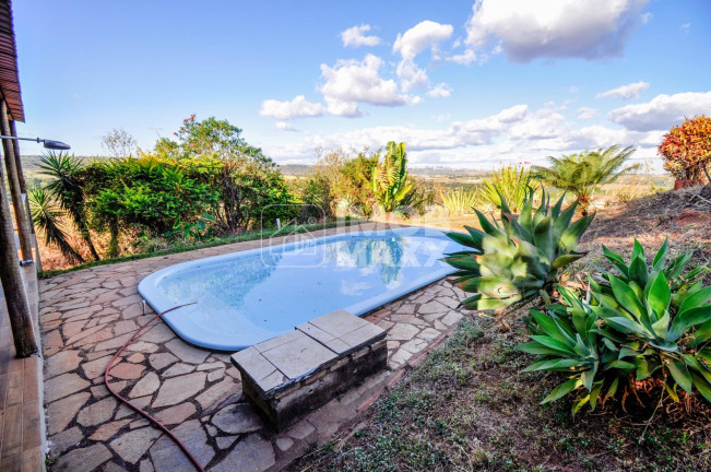 Imagem Casa com 4 Quartos à Venda, 220 m² em Ceilândia - Brasília Imagem Casa com 4 Quartos à Venda, 220 m² em Ceilândia - Brasília