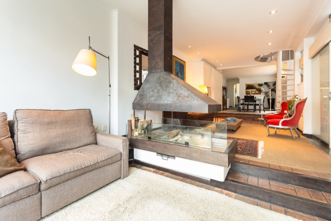 Imagem Casa com 3 Quartos à Venda, 260 m² em Jardim Paulistano - São Paulo