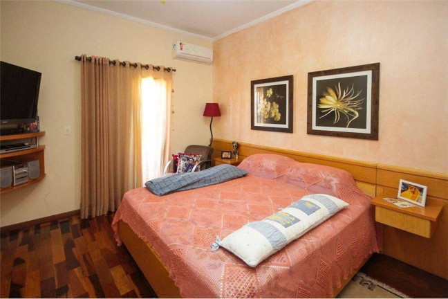Imagem Casa com 2 Quartos à Venda, 180 m² em São Paulo Imagem Casa com 2 Quartos à Venda, 180 m² em São Paulo