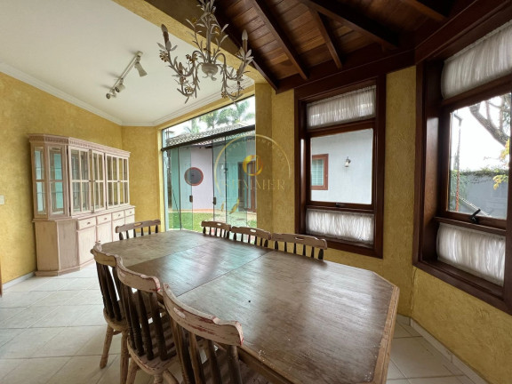 Imagem Casa com 7 Quartos à Venda, 420 m² em Jardim Das Cerejeiras - Arujá Imagem Casa com 7 Quartos à Venda, 420 m² em Jardim Das Cerejeiras - Arujá