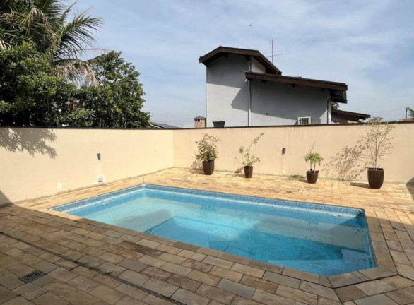 Imagem Casa com 3 Quartos à Venda, 300 m² em Campinas Imagem Casa com 3 Quartos à Venda, 300 m² em Campinas