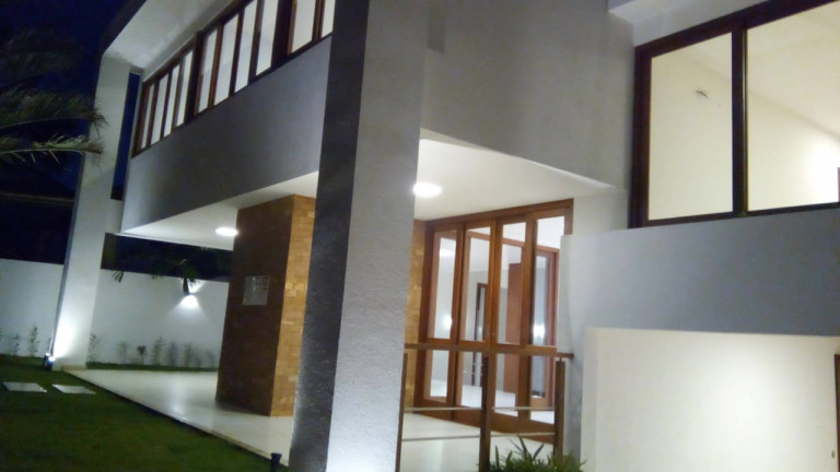 Imagem Casa com 4 Quartos à Venda, 425 m² em Portão - Lauro De Freitas Imagem Casa com 4 Quartos à Venda, 425 m² em Portão - Lauro De Freitas