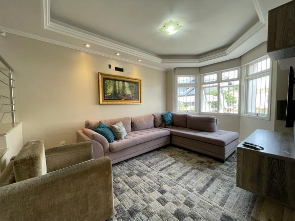 Imagem Casa com 3 Quartos à Venda, 200 m² em Camobi - Santa Maria Imagem Casa com 3 Quartos à Venda, 200 m² em Camobi - Santa Maria