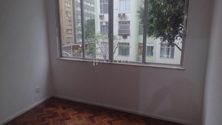 Imagem Apartamento com 1 Quarto à Venda, 47 m² em Copacabana - Rio De Janeiro Imagem Apartamento com 1 Quarto à Venda, 47 m² em Copacabana - Rio De Janeiro
