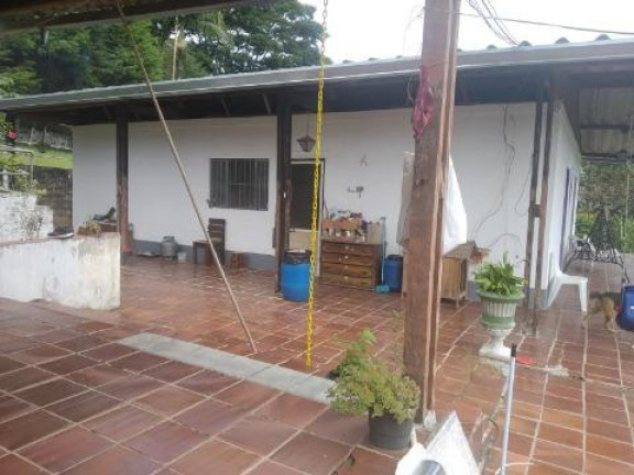 Imagem Imóvel com 3 Quartos à Venda, 150 m² em Itapeti - Santa Isabel